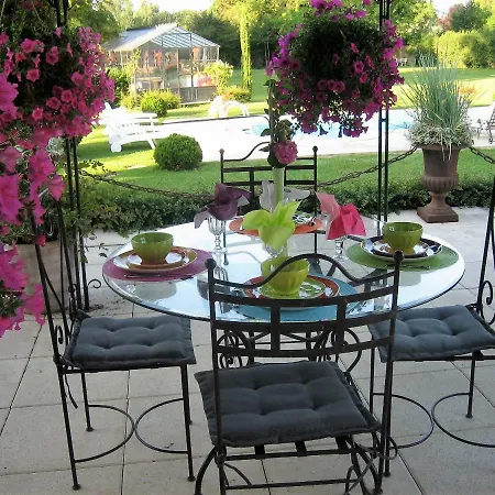 Domaine De La Serita 4*